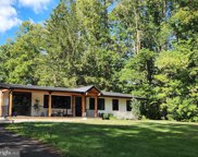 110 Woodland Dr, Doylestown image
