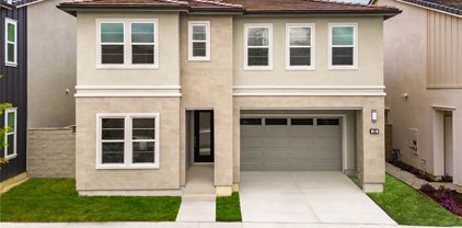 200 SIERRA MADRE, Lake Forest