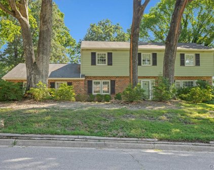 313 Norwood Drive, Colonial Heights