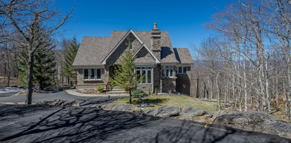 330 N Pinnacle Ridge Road, Beech Mountain