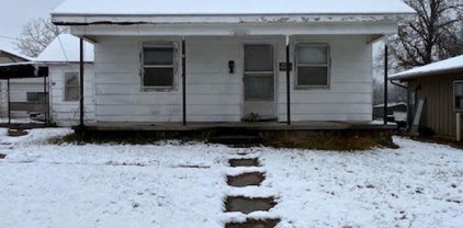 2112  Drake  Avenue, Centerville