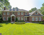 817 Carrie Ct, Mclean image