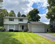 2005 Meadow Ridge, Commerce Twp image