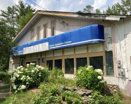 1011 US Route 4, Canaan