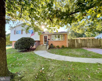 2500 St John Pl, Alexandria