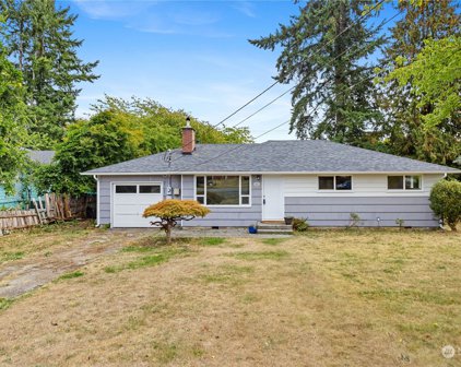6215 Rockefeller Avenue, Everett