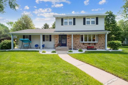 9650 12th Avenue Circle, Bloomington
