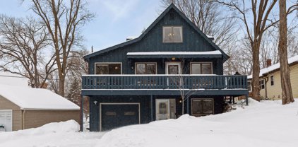 255 Cottage Place, Shoreview