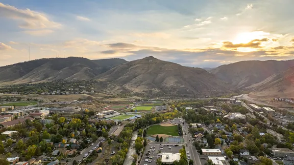 Selling Colorado Homes with Andy Verleger