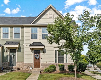 1742 Fleetwood  Drive, Charlotte