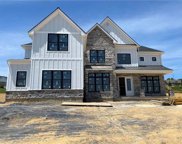 3959 LOUISA, South Whitehall Township image