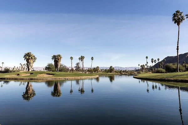 Scottsdale Golf Course Community