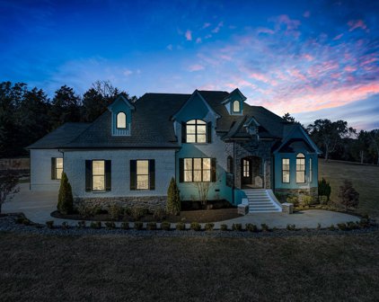 1838 Les Robinson Rd, Columbia