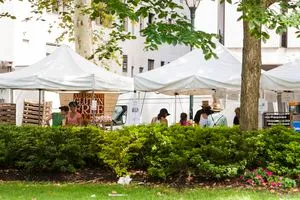 Rittenhouse Square Farmers Market Philadelphia PA