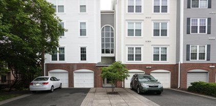273 S Pickett St S Unit #101, Alexandria