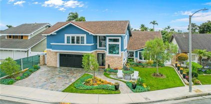 5522 Mossvale Circle, Huntington Beach