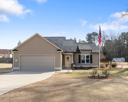 2265 Old Fairground Rd, Angier