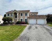 1114 Wellington, North Whitehall Township image