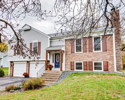 708 Pinewood Drive, Shoreview