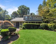 194 Yale Street, Roslyn Heights image