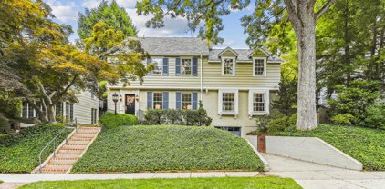 7701 Chatham Rd, Chevy Chase