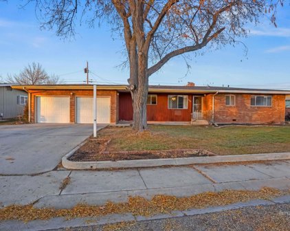 123 S Rowena St., Nampa