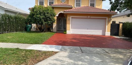 8767 Nw 139th Ter, Miami Lakes