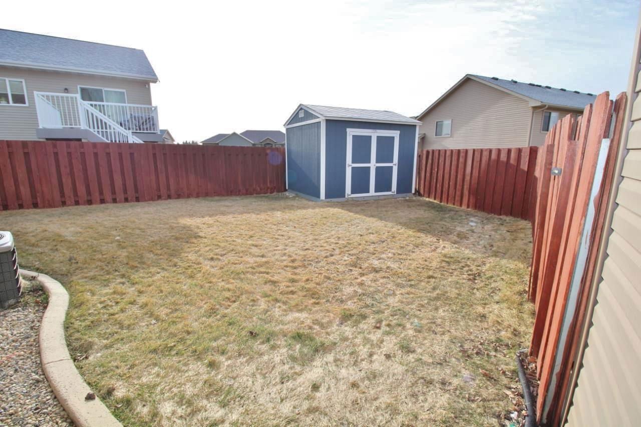 2825 Grey Eagle Pass, Minot, 58703