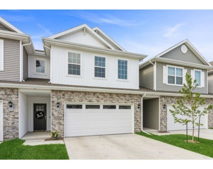 1006 Maywood Lane, Waukee