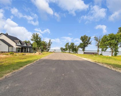 734 Clubview  Drive, Mabank