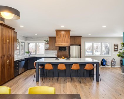3531 Silver Lake Road NE, Saint Anthony