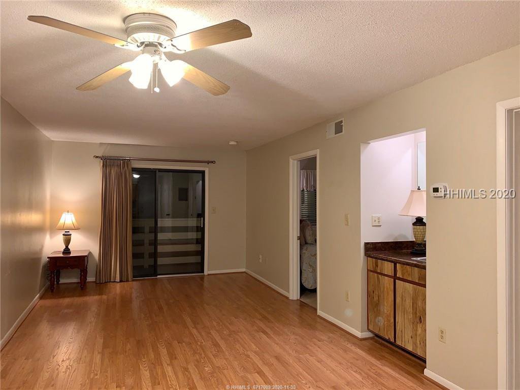 For Sale Fiddlers Cove Villas 45 Folly Field Road Unit 14E, Hilton Head Island 2 Bedroom, 2