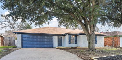 7917 Camelot  Road, Fort Worth