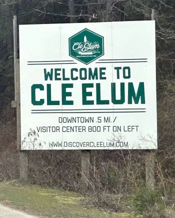 entrance to cle elum