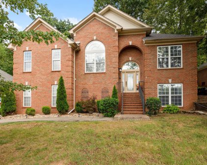 3731 Henricks Hill Dr, Smyrna