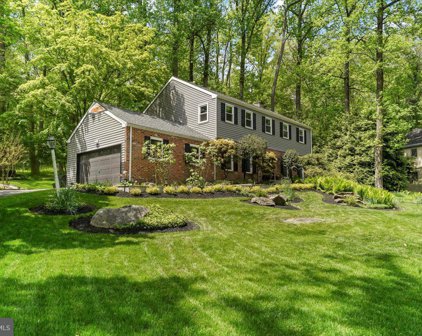 202 Hansell Rd, Newtown Square