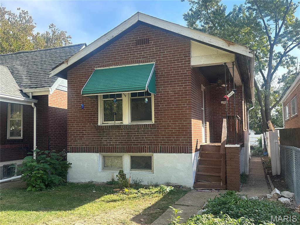 7410 S Grand Ave, St Louis, 63111