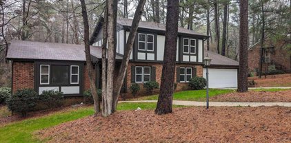 5008 Larchmont, Raleigh