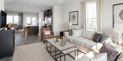 218 Summit Point Boulevard Unit #205D, Bowie