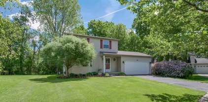 708 EAGLE HEIGHTS, South Lyon