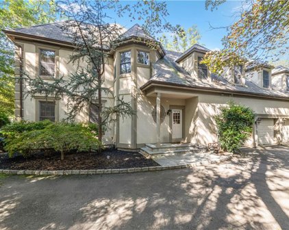 14 Stockbridge Road, Mount Kisco