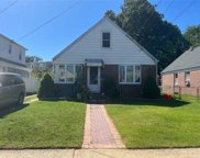 42 Blossom Row, Gibson image
