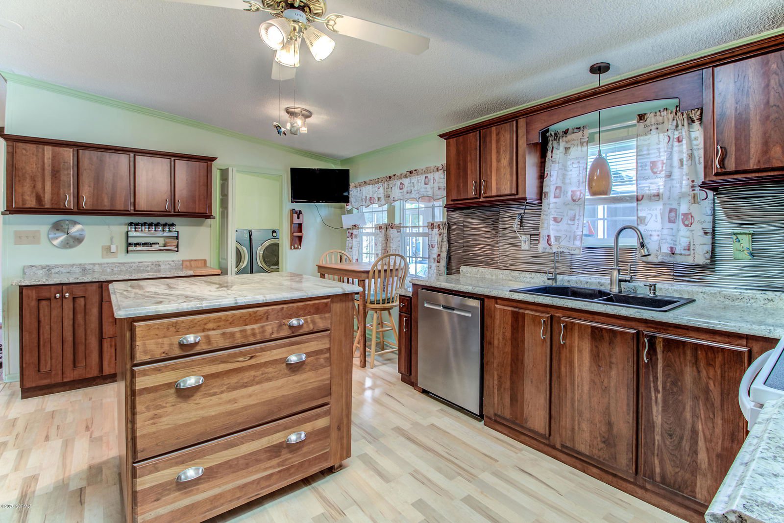 620 Soundside Drive, Wilmington, 28412