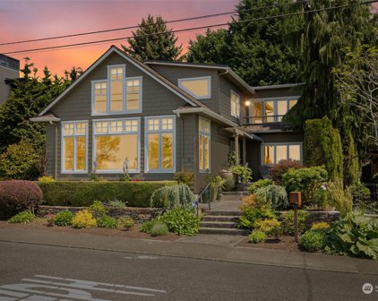 126 Waverly Way, Kirkland
