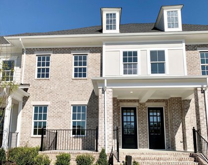 2055 Hollydale Alley, Franklin