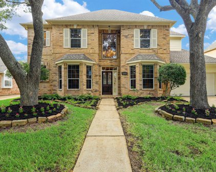 6015 Parkwood Place, Sugar Land