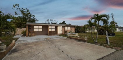 6659 Fiesta Way, Fort Myers