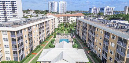 300 Golfview Road Unit #207, North Palm Beach