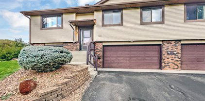 5572 Donegal Drive, Shoreview