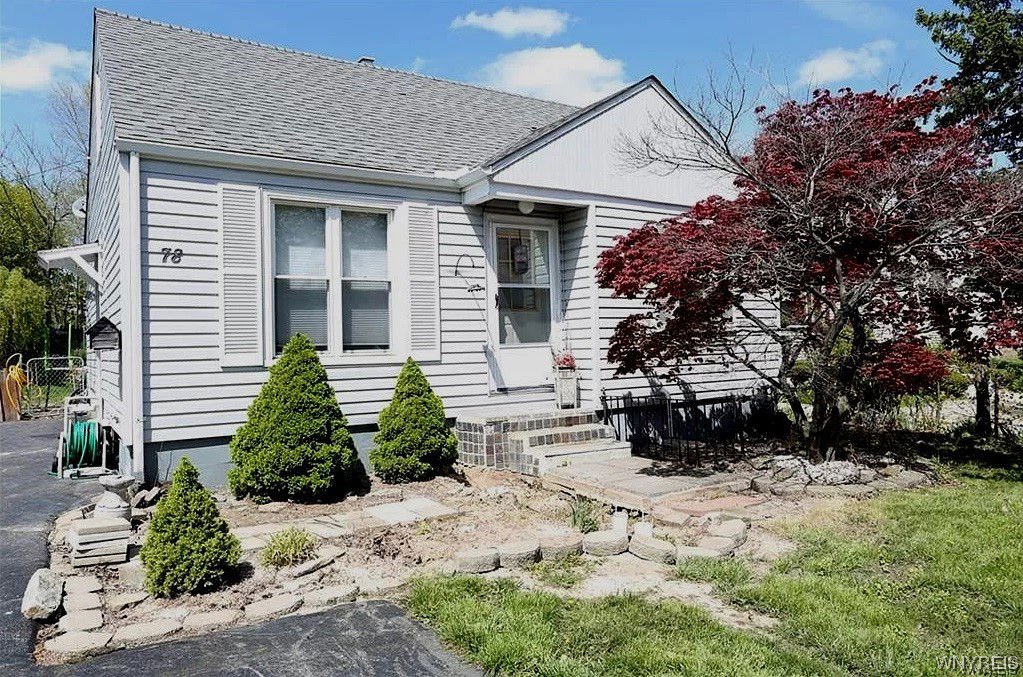 78 Grand Boulevard, Cheektowaga, 14225